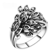 Load image into Gallery viewer, Vintage Black Crystal Peacock Silver Little Eyes Leaves Ring