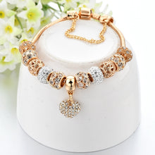 Load image into Gallery viewer, Luxury Heart Charm Golden Bracelets